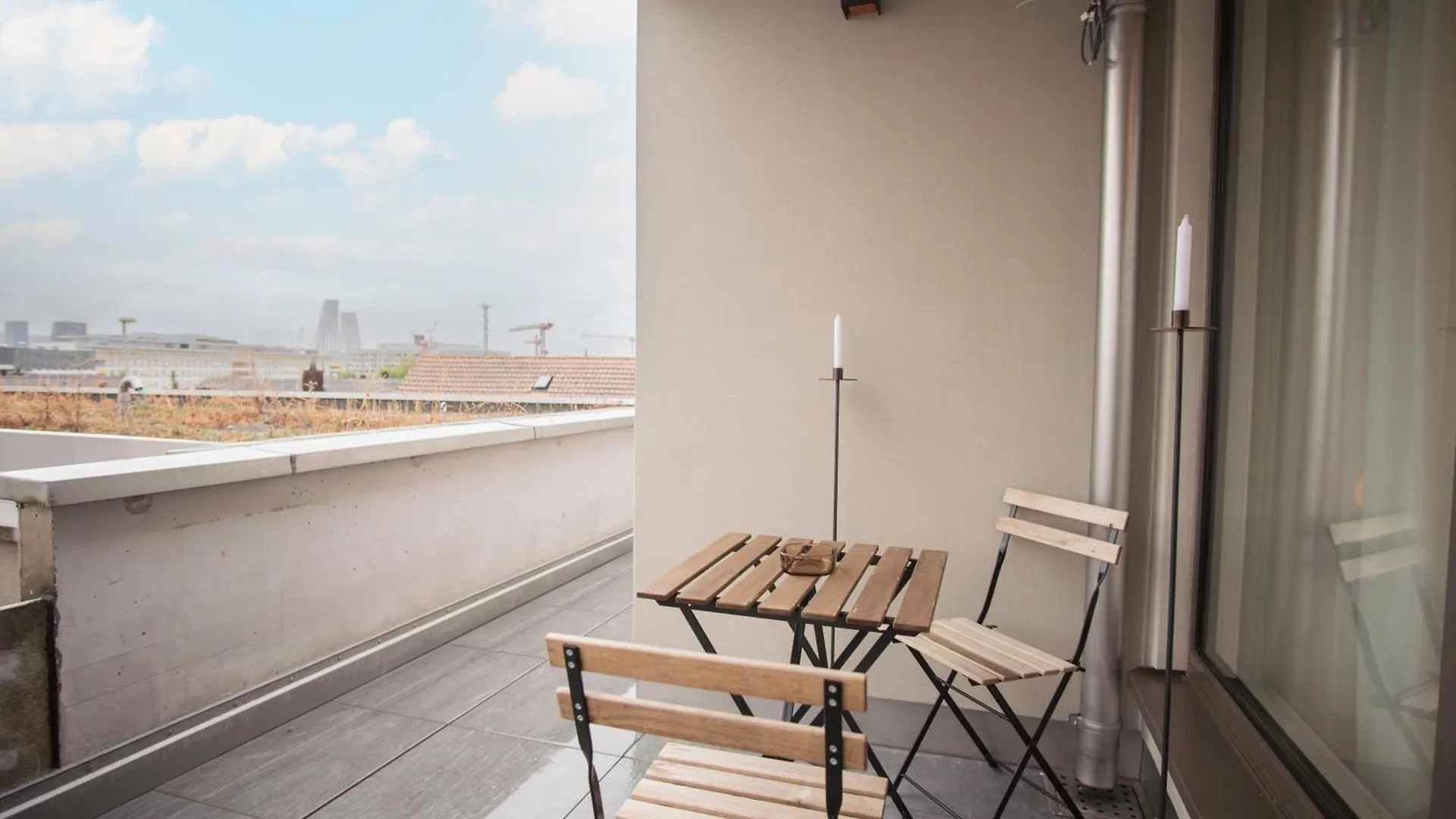 Top Floor Studio With Terrace And Free Baselcard
