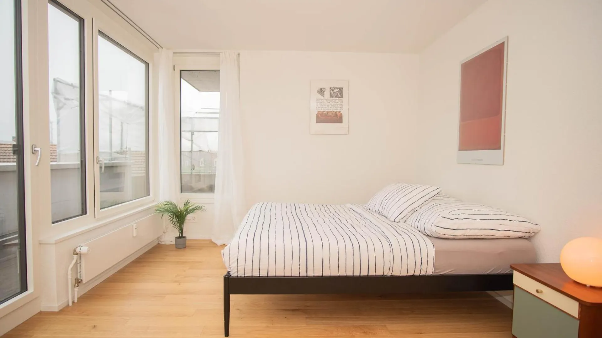 Top Floor Studio With Terrace And Free Baselcard 0*, Basel Schweiz
